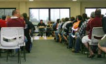 Workers raise concerns with SBU representatives at Wednesday’s stop work meeting in Emerald. Workers raise concerns with SBU representatives at Wednesday’s stop work meeting in Emerald.